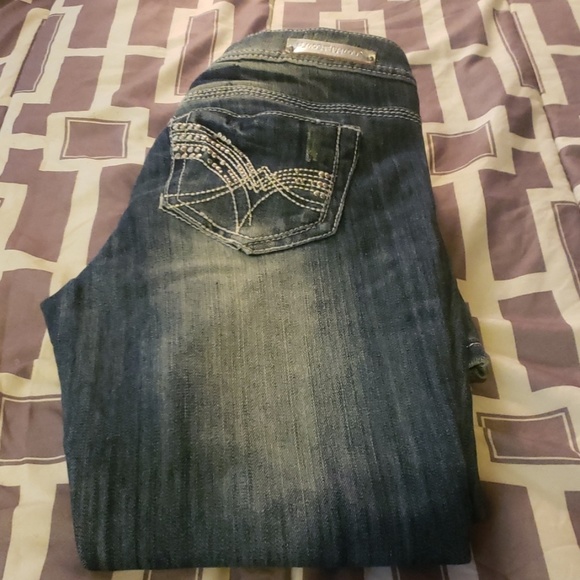 Jeans - Picture 3 of 3